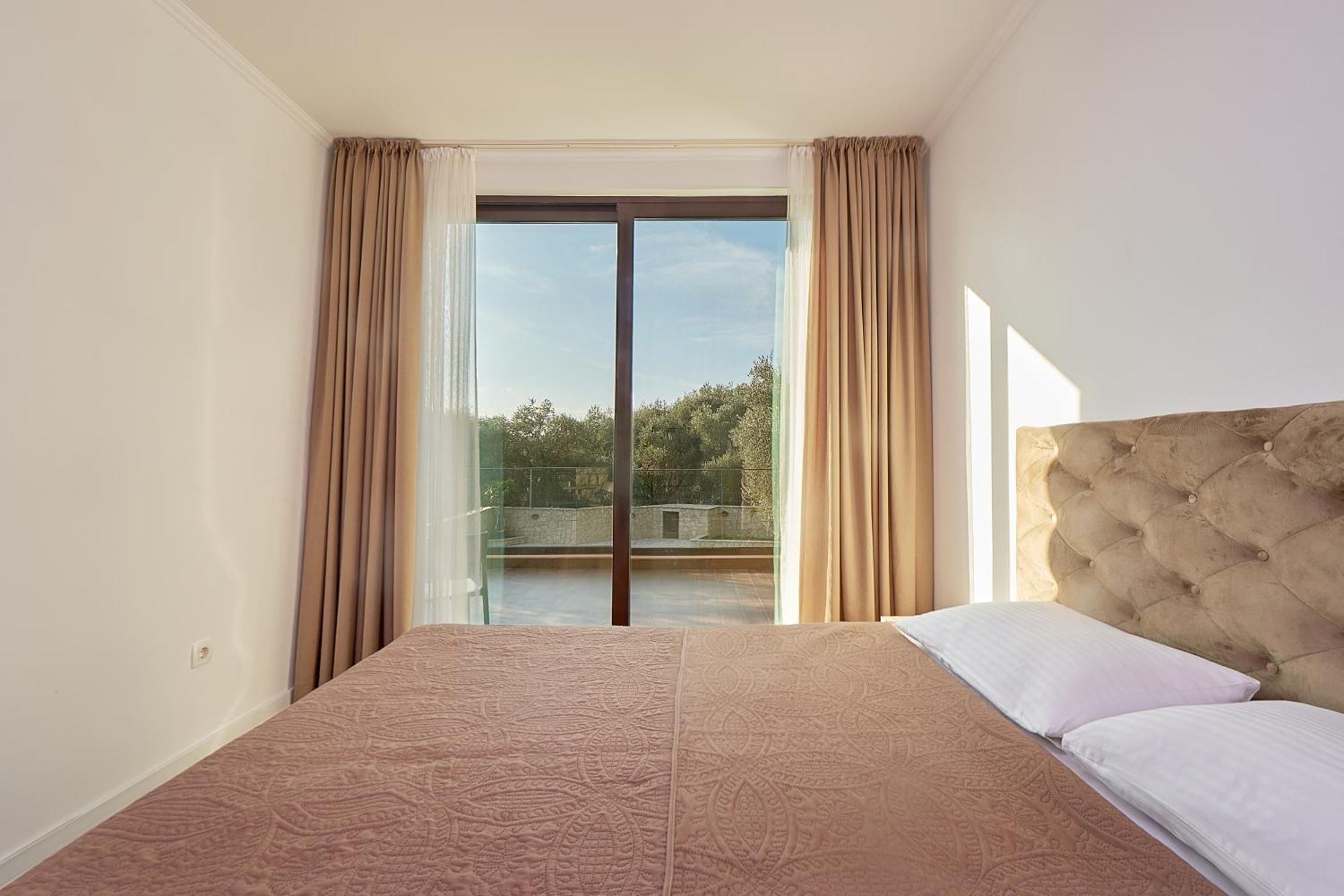 Adria Lux Apartmens 2 สเวติ สเตฟาน ภายนอก รูปภาพ