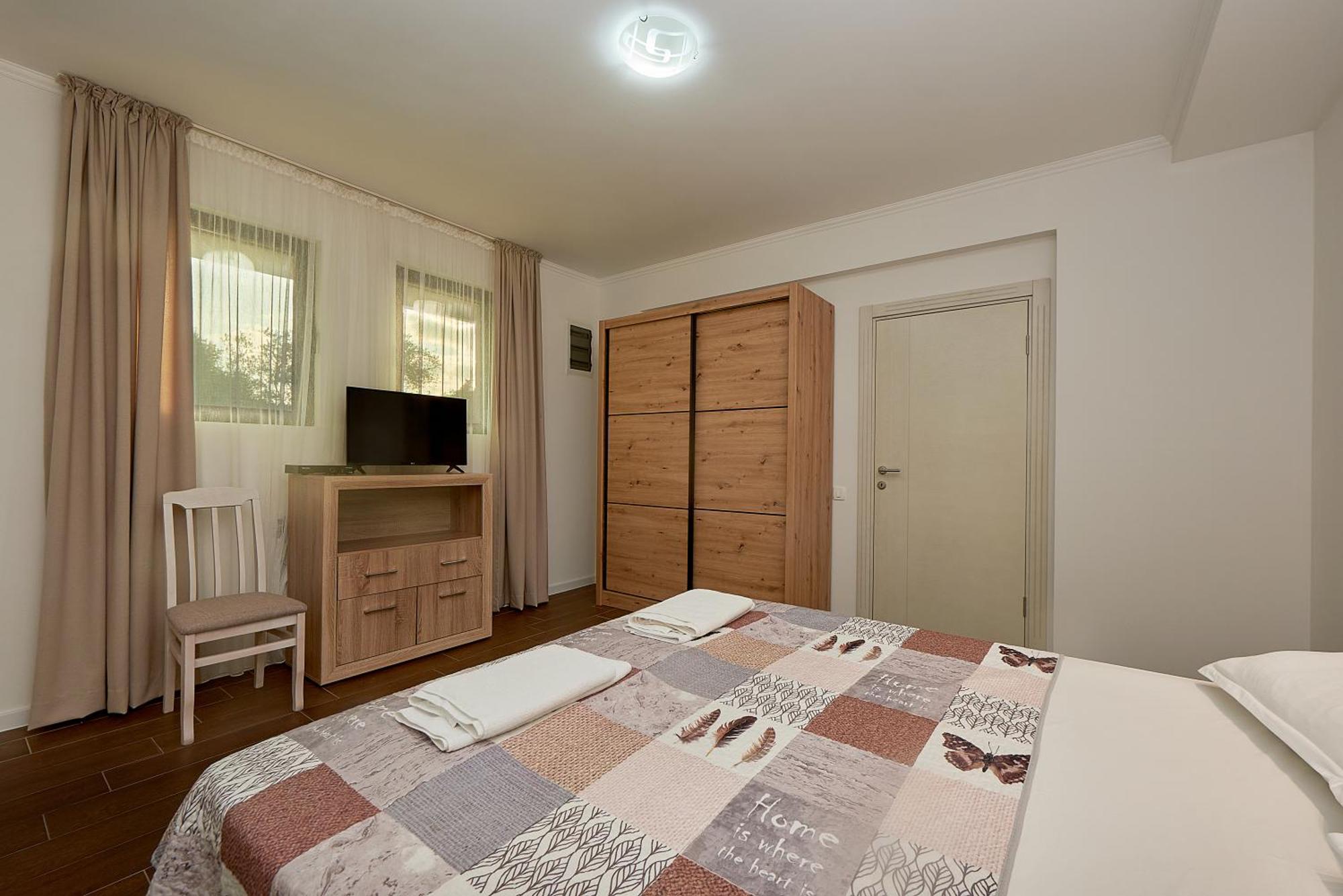 Adria Lux Apartmens 2 สเวติ สเตฟาน ภายนอก รูปภาพ