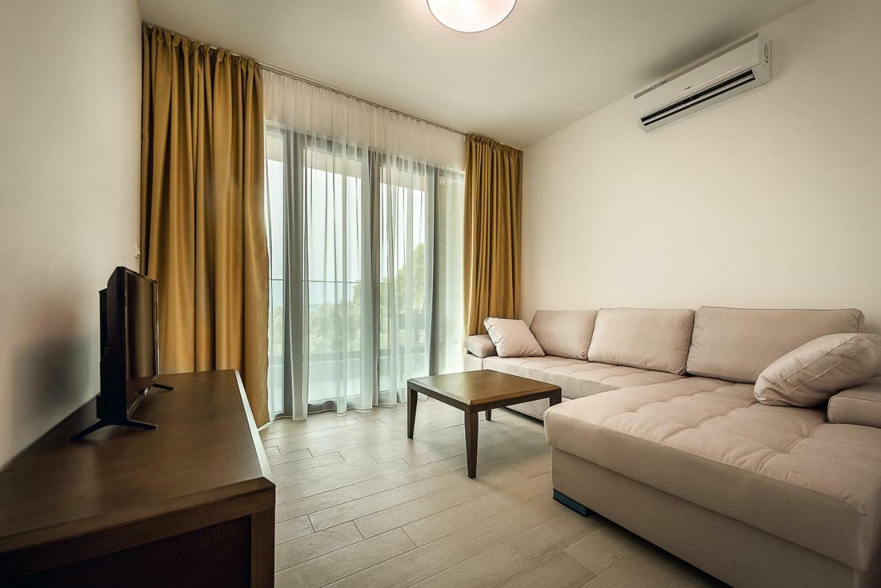 Adria Lux Apartmens 2 สเวติ สเตฟาน ภายนอก รูปภาพ
